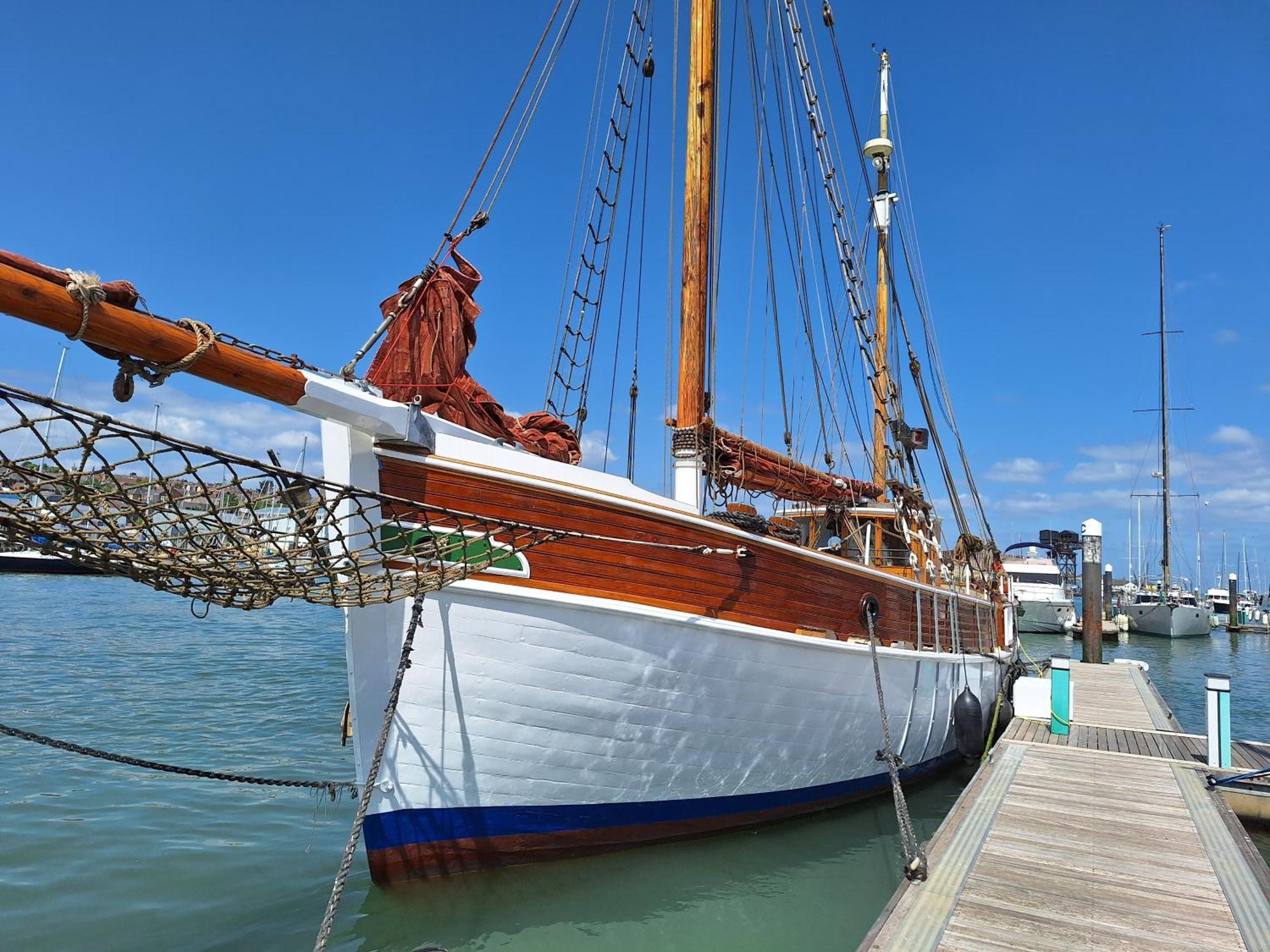 Historic Wooden Ship 'Ursula' איסט קאוס מראה חיצוני תמונה